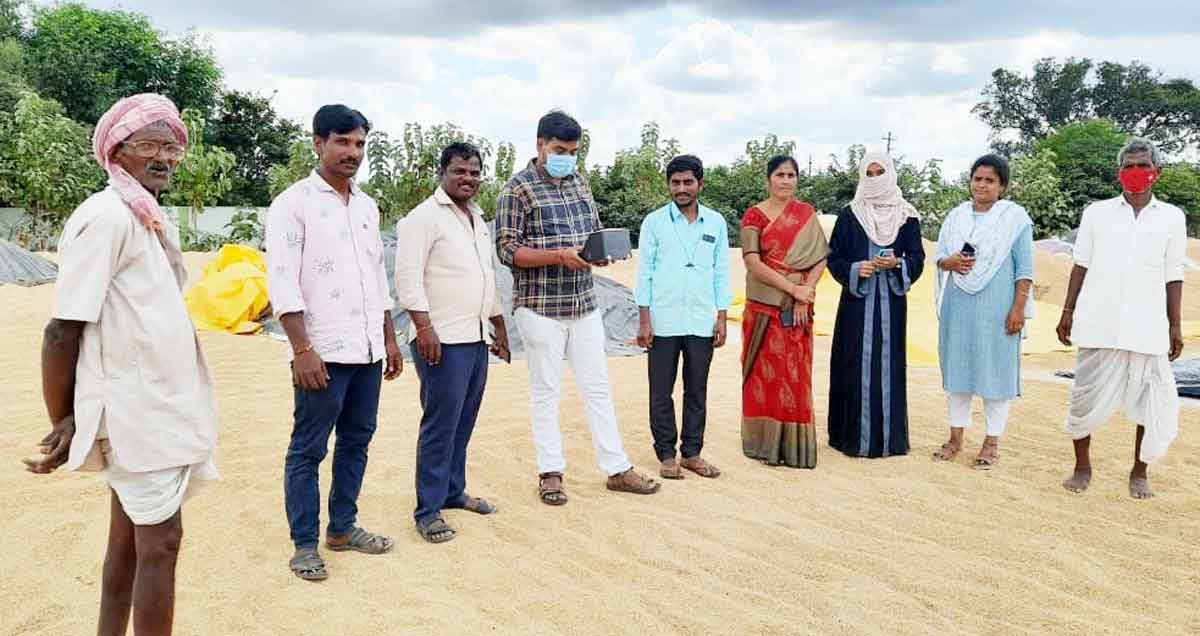 ఇబ్బందులకు గురిచేస్తే చర్యలు