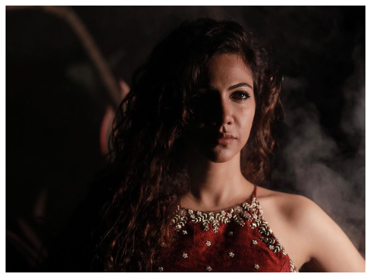 Madonna Sebastian | మ‌డోన్నా సెబాస్టియ‌న్‌ బ్యూటిఫుల్ పిక్స్..