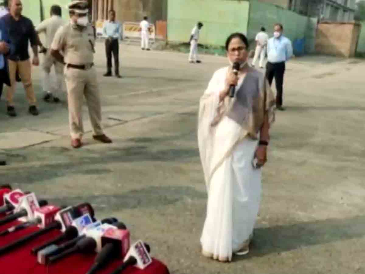 మమ్మల్ని నియంత్రించలేరు.. మోదీకి ఇదే చెబుతా: మమత