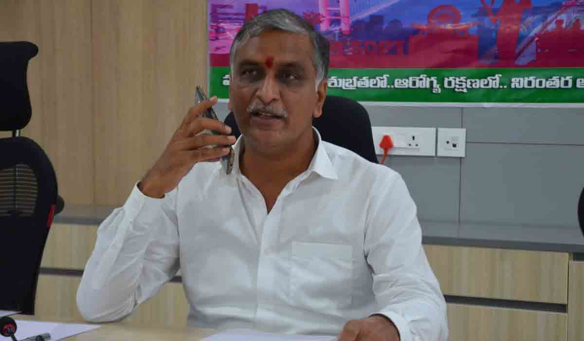 డిసెంబర్‌లోగా కొవిడ్‌ వ్యాక్సినేషన్‌ పూర్తి చేయాలి : హరీశ్‌రావు