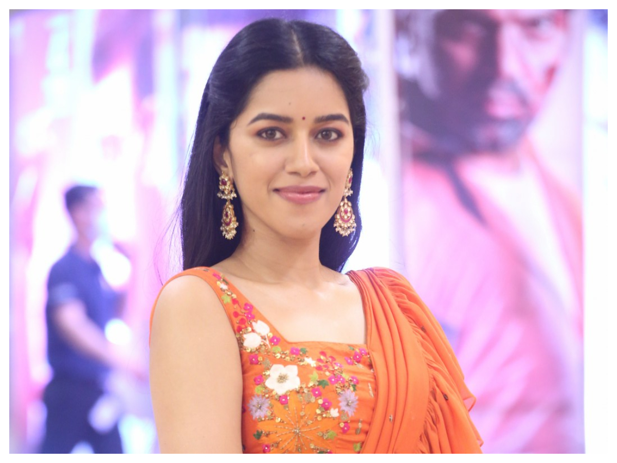 Mirnalini Ravi | ‘ఎనిమి’ ప్రీ రిలీజ్ ఈవెంట్‌లో మృణాళిని రవి..