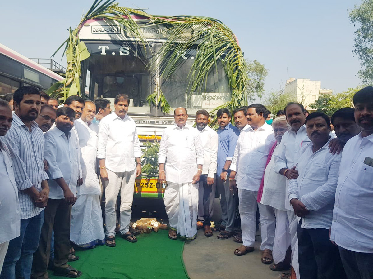 ఆర్టీసీని కాపాడుకోవడం అందరి బాధ్యత