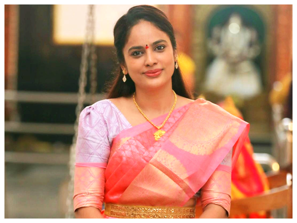Nandita Swetha | చీరకట్టులో చూడముచ్చటగా నందితా శ్వేత..