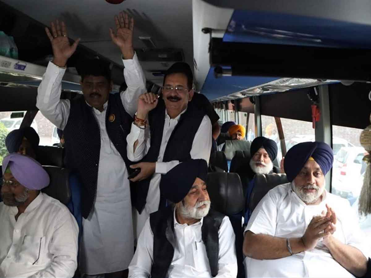 Punjab Dangal | హిందూ ఓటుబ్యాంక్‌పైనే క‌న్ను.. పుణ్య‌క్షేత్రాల చుట్టూ నేత‌ల చ‌క్క‌ర్లు!