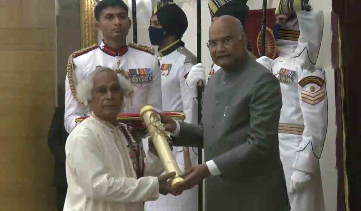 2021 ప‌ద్మ అవార్డులు: రాష్ట్ర‌ప‌తిభ‌వ‌న్‌లో అట్ట‌హాసంగా ప్ర‌దానోత్స‌వం