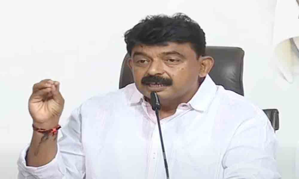 రైతుల ముసుగులో తాబేదార్లతో పాదయాత్ర : మంత్రి పేర్ని నాని