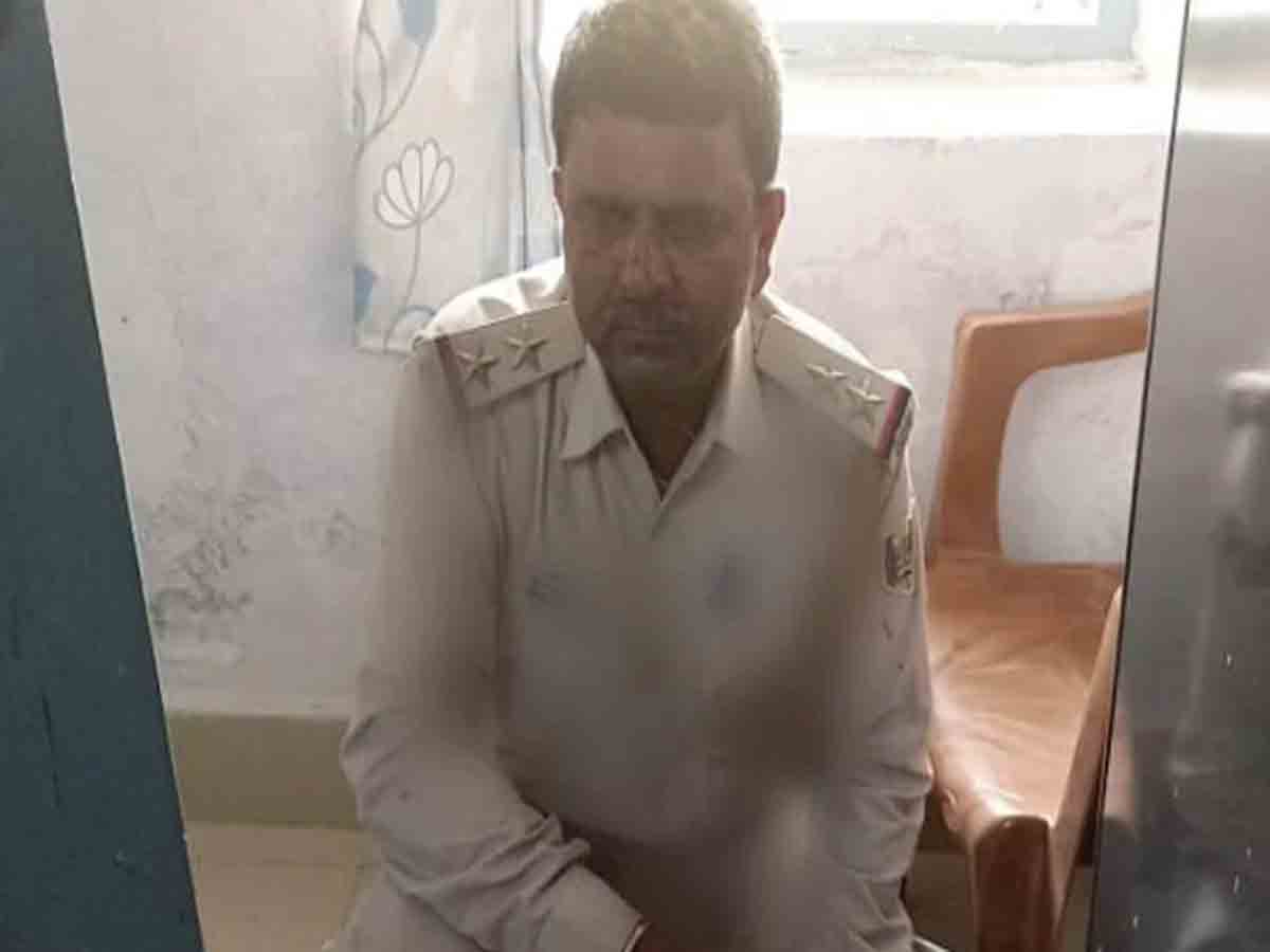 బీహార్ కోర్టు జడ్జీపై.. ఇద్దరు పోలీస్‌ అధికారుల దాడి