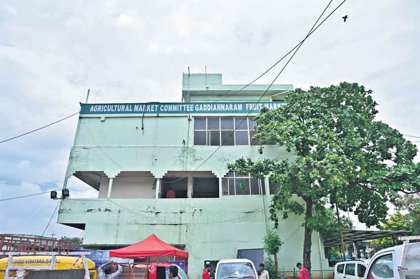 పీఠం దక్కేదెవరికో..?