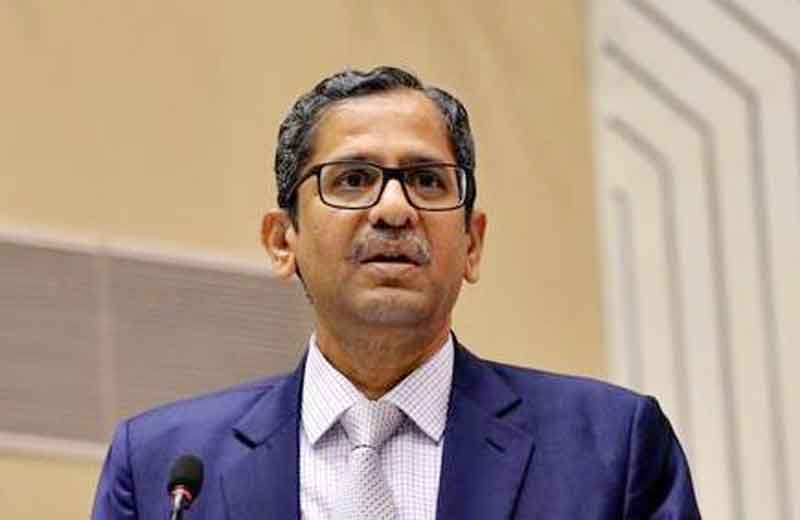 సార్‌.. మా ఊరికి బస్సు వేయించండి