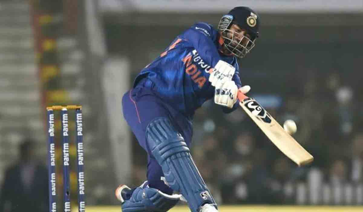 టీ20 క్రికెట్‌లో తడబడుతున్న పంత్‌.. మాజీ ఆటగాడి విశ్లేషణ