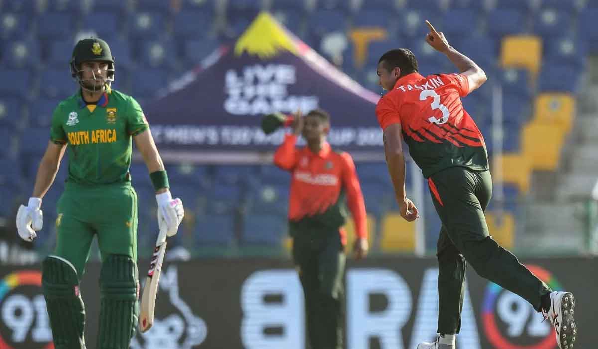 SA vs BAN | తడబడుతున్న సౌతాఫ్రికా.. 6 ఓవర్లకు స్కోరు ఎంతంటే