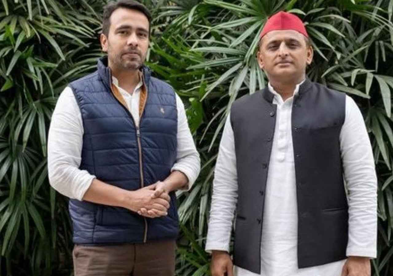 SP-RLD Tieup in UP? | యూపీ ఎన్నిక‌ల్లో ఆర్ఎల్డీ-ఎస్పీ పొత్తు.. అఖిలేశ్‌తో జ‌యంత్ రిలీజ్‌ ఫొటో ?!