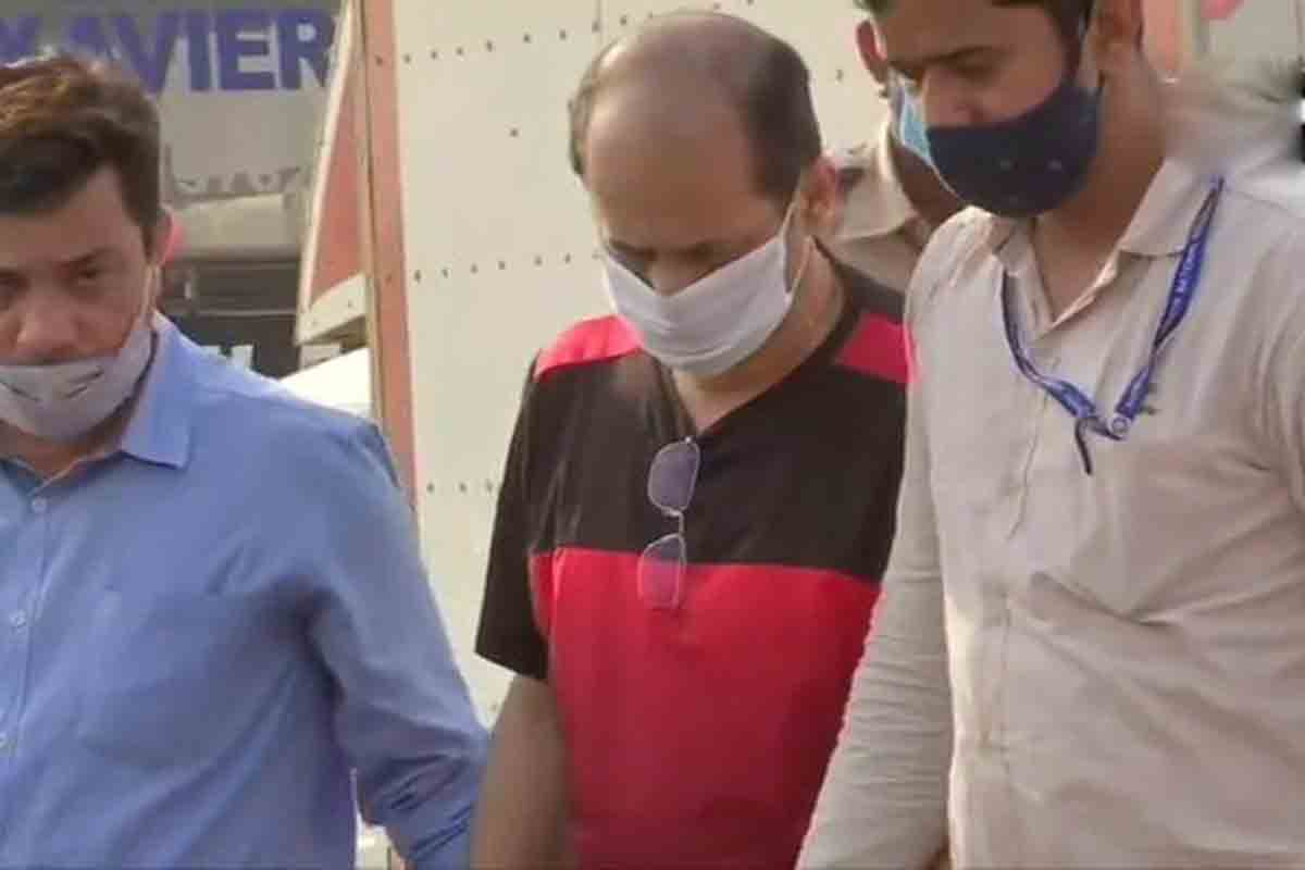 సచిన్ వాజేకు ఈ నెల 13 వరకు పోలీస్ కస్టడీ