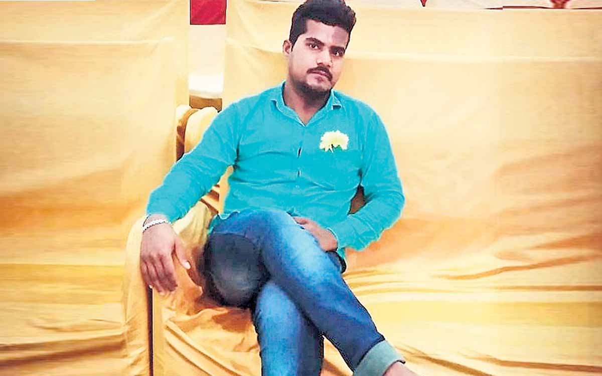 అనుమానాస్పదస్థితిలో యువకుడి ఆత్మహత్య