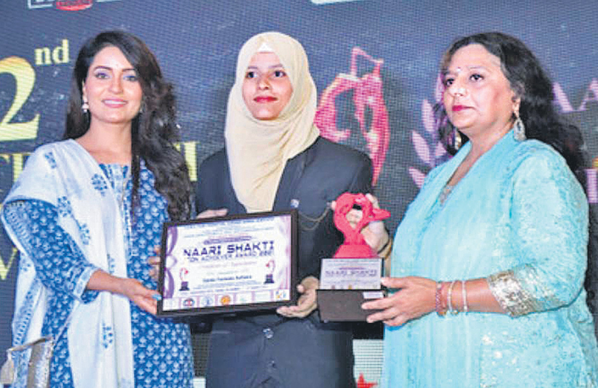 నారీ శక్తి అవార్డు అందుకున్న సయేదా ఫరీదా సుల్తానా