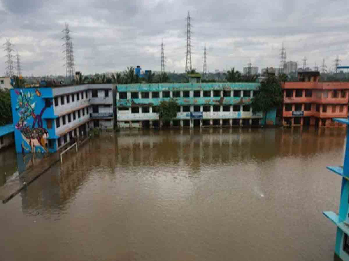 Heavy Rain In Tamil Nadu: చెన్నైలో రెండు రోజులు స్కూళ్లు మూత