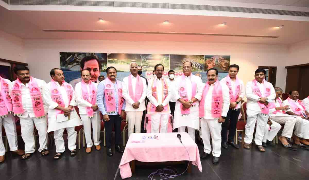 టీఆర్ఎస్ ఎమ్మెల్సీ అభ్యర్థులకు సీఎం కేసీఆర్ శుభాకాంక్షలు