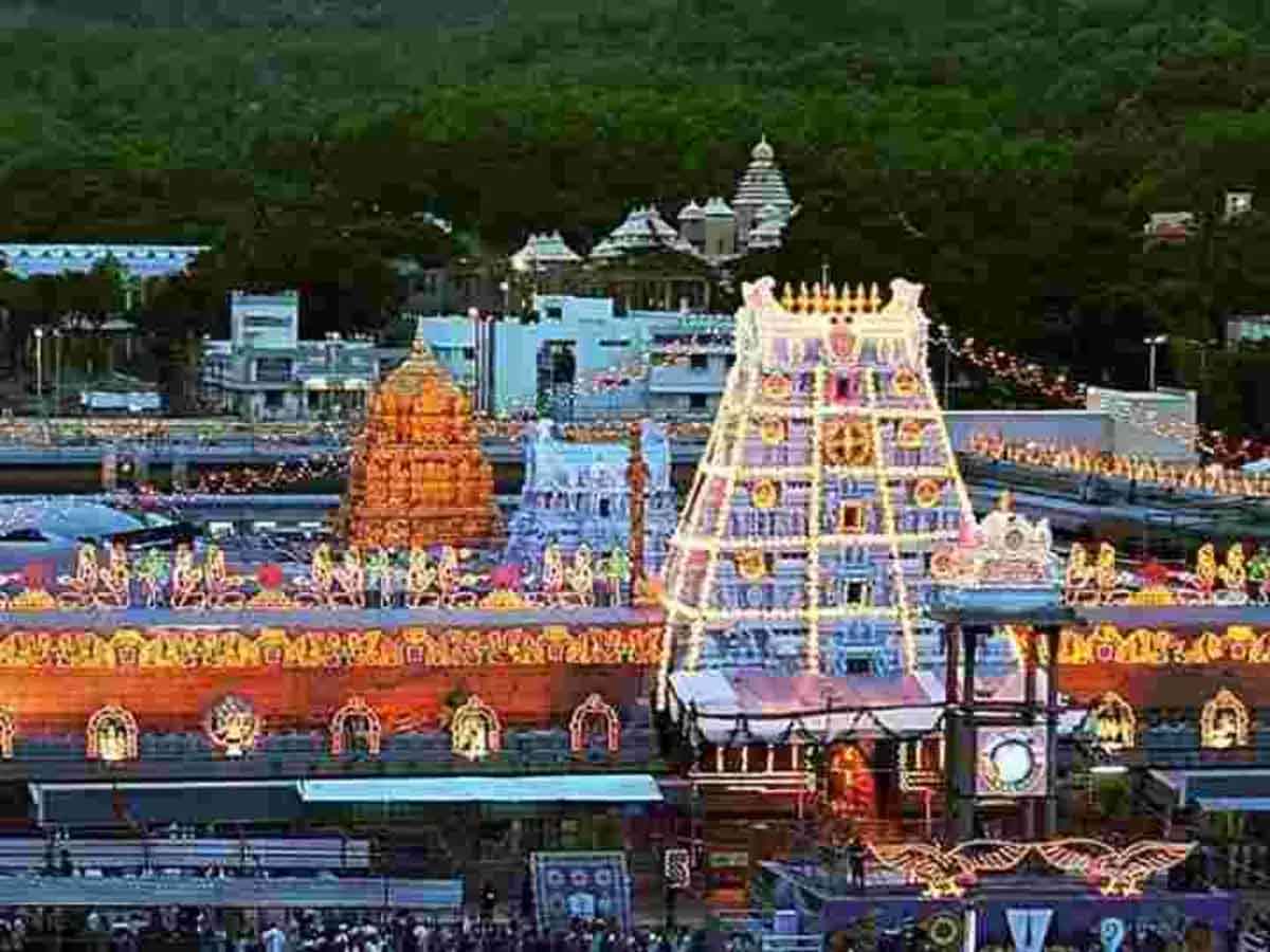 TTD for Devotees | వ‌ర్షాల‌తో భ‌క్తుల‌కు శ్రీ‌వారి ద‌ర్శ‌నానికి మ‌రో చాన్స్‌.. టీటీడీ