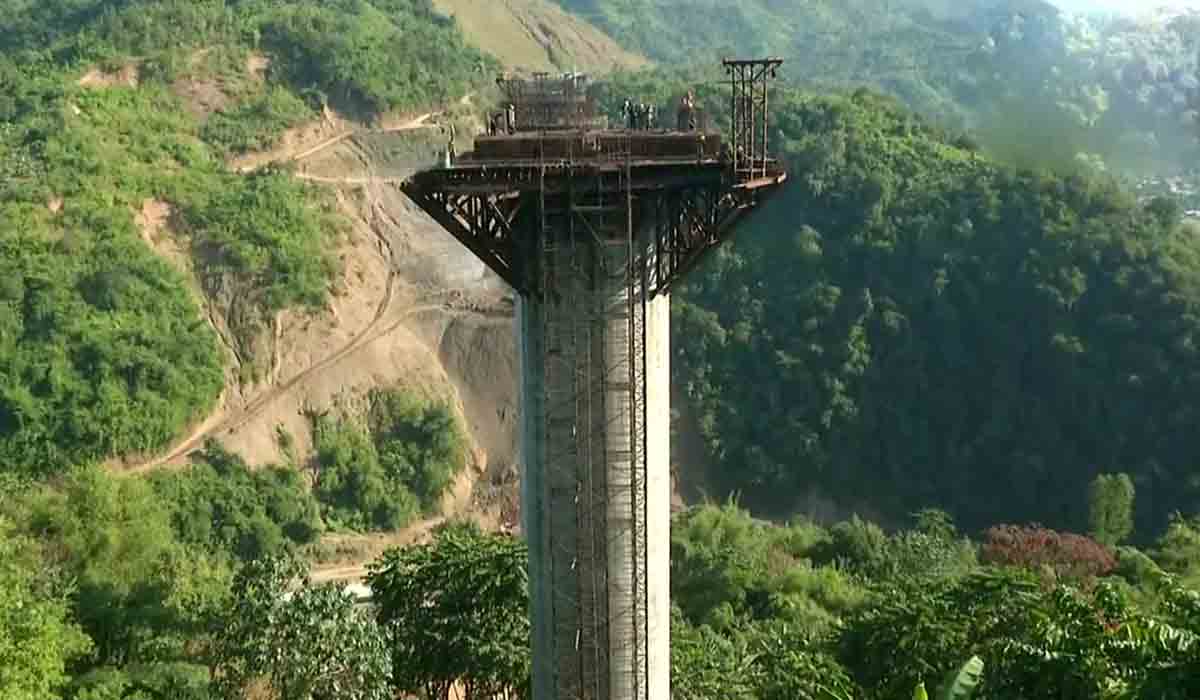 ప్ర‌పంచంలోనే అత్యంత‌ ఎత్త‌యిన వంతెన‌.. మ‌న దేశంలోనే..!