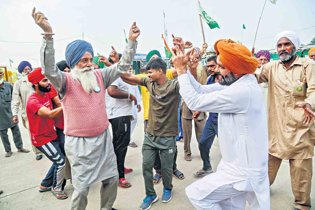 మోదీ గాయం..కేసీఆర్‌ సహాయం!