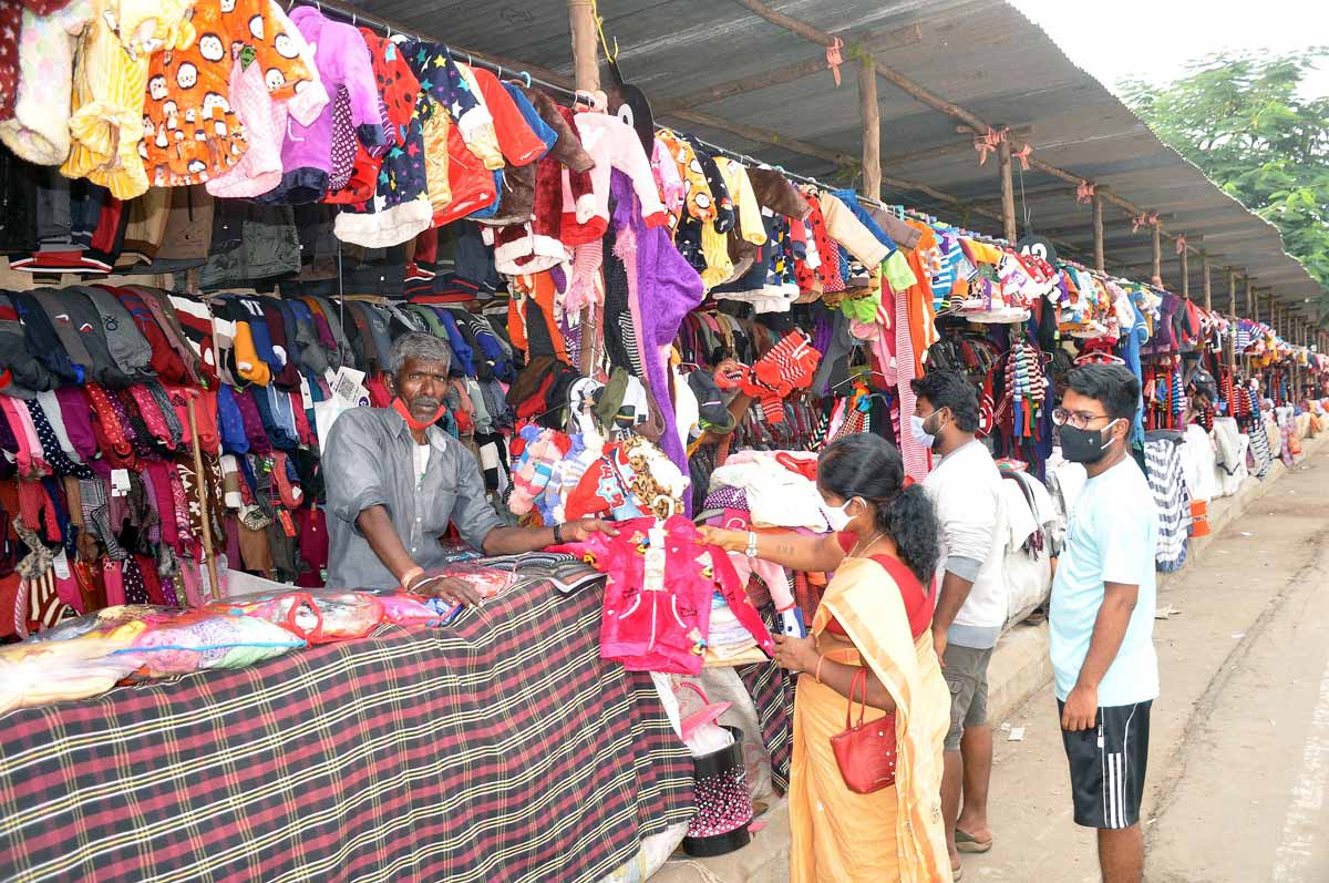 వెచ్చని నేస్తాలు వచ్చేశాయి..