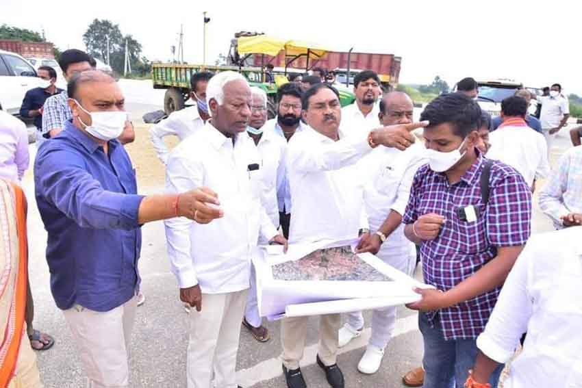 దీక్షా దివస్‌ రోజే విజయగర్జన