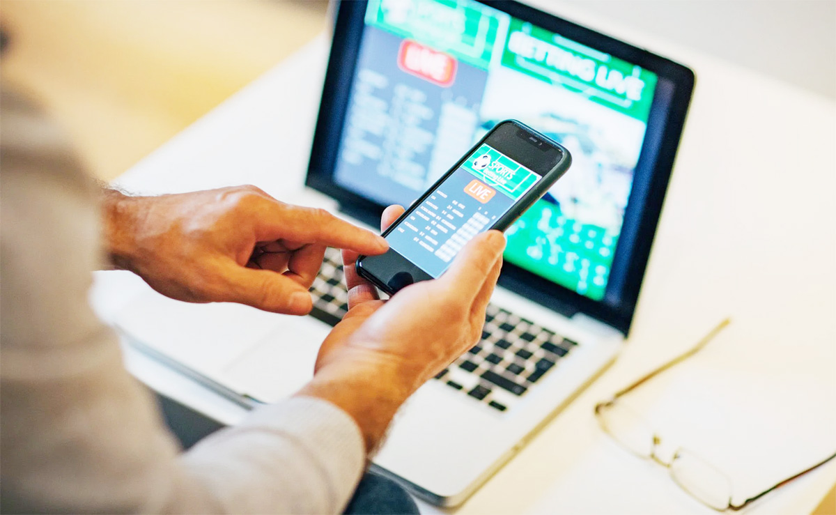 ఆన్‌లైన్‌ బెట్టింగ్‌@గోపాలపురం