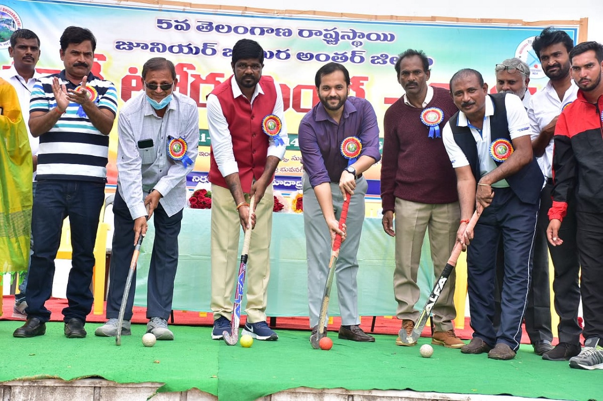 అట్టహాసంగా హాకీ టోర్నమెంట్‌ షురూ