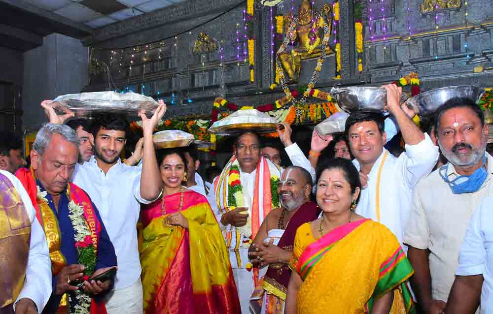 మేడ్చల్‌ విరాళం మరో 3 కోట్లు