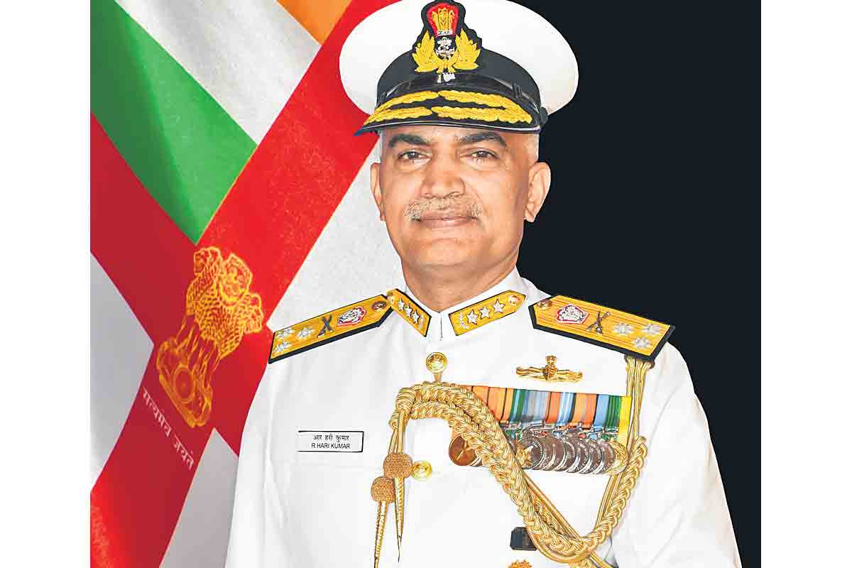 నావికాదళ కొత్త చీఫ్‌గా హరి కుమార్‌