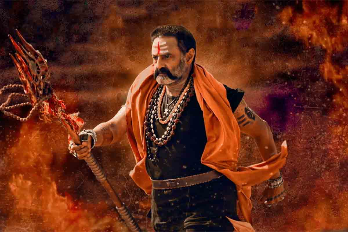 అఖండ సినిమాలో ఆ సెన్సేషనల్ ఇష్యూని టార్గెట్ చేయనున్న బాలకృష్ణ..?