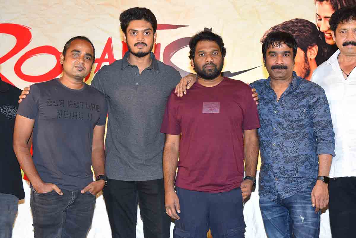 అమ్మ ప్రశంసించింది