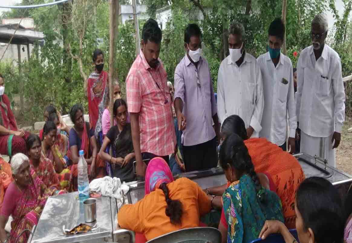 Khammam | గుండెపోటుతో అంగన్‌వాడీ టీచర్ మృతి..