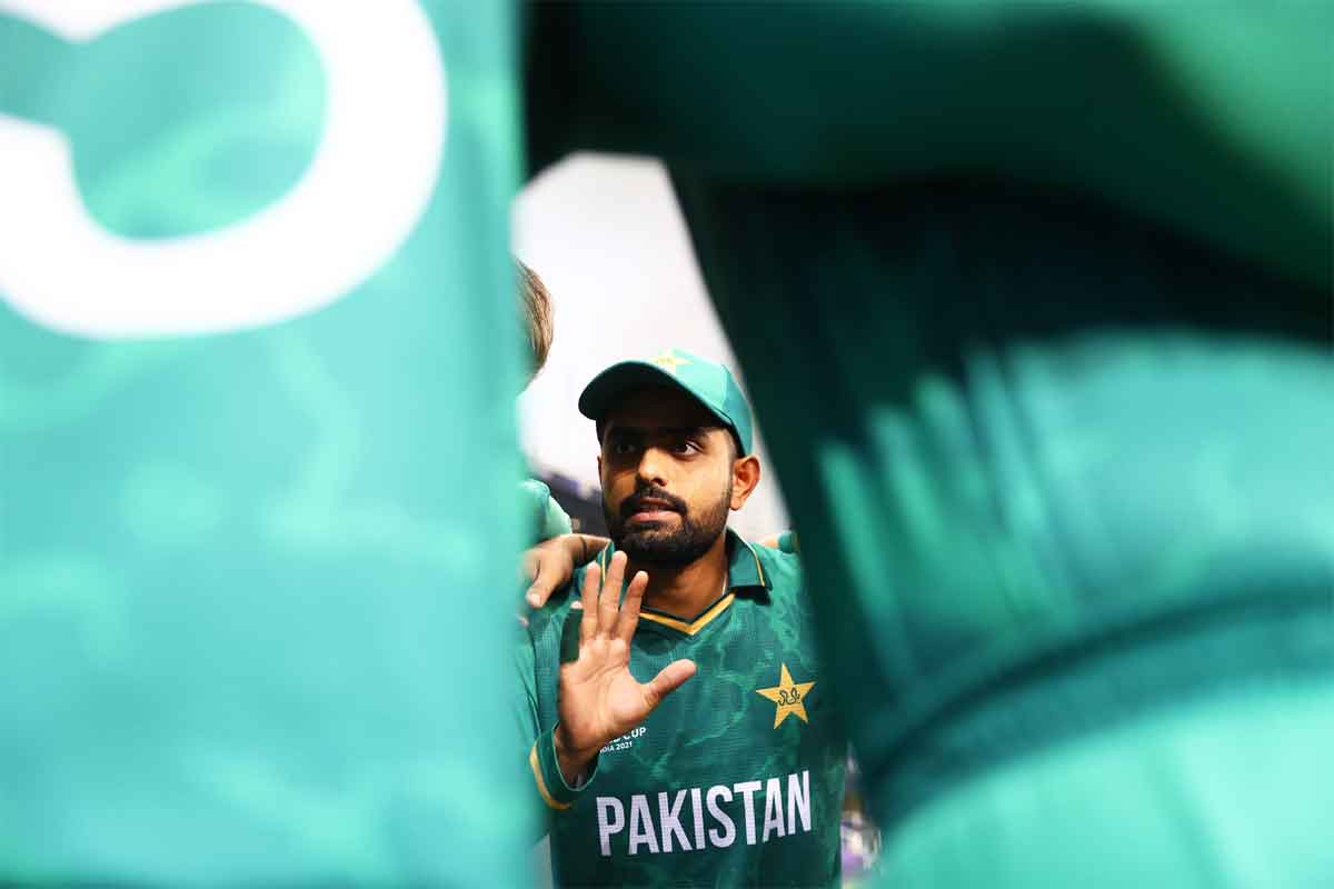 PAK vs NAM : ఇద్ద‌రే ఆడుతున్నారు.. 10 ఓవ‌ర్ల‌కు పాక్ స్కోర్ ఇదీ