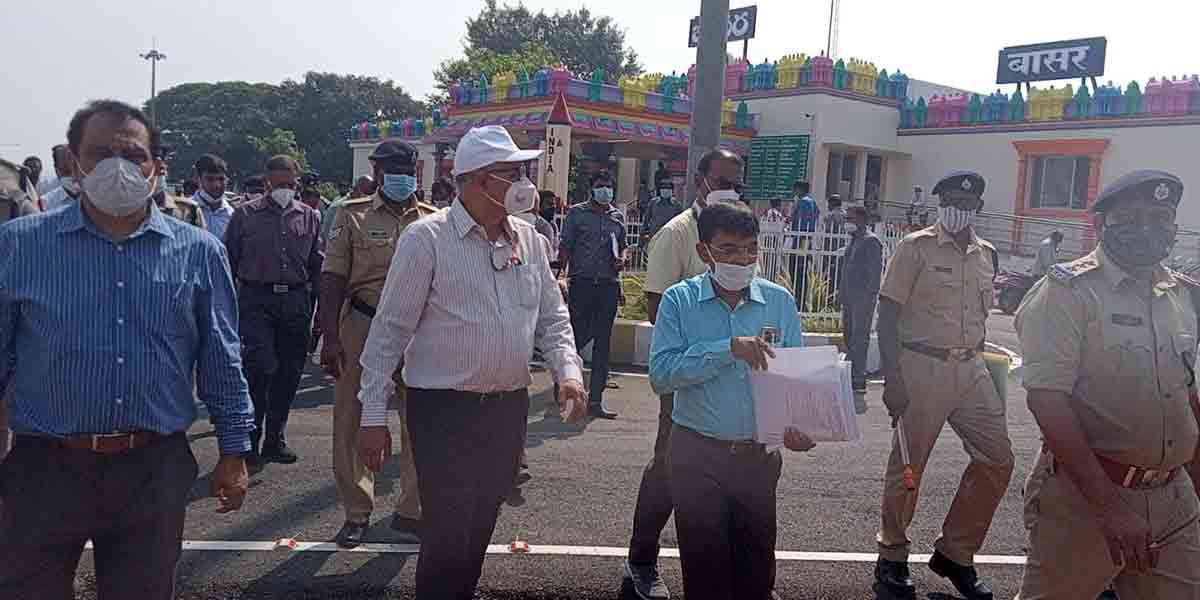 Basara | బాసర రైల్వే స్టేషన్‌ను సందర్శించిన గజానన్ మాల్యా