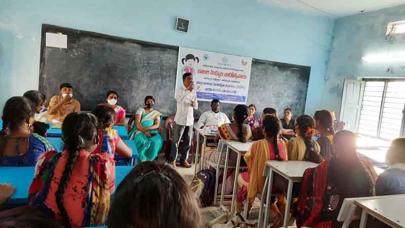 బాలల హక్కుల పరిరక్షణకు కృషి చేయాలి