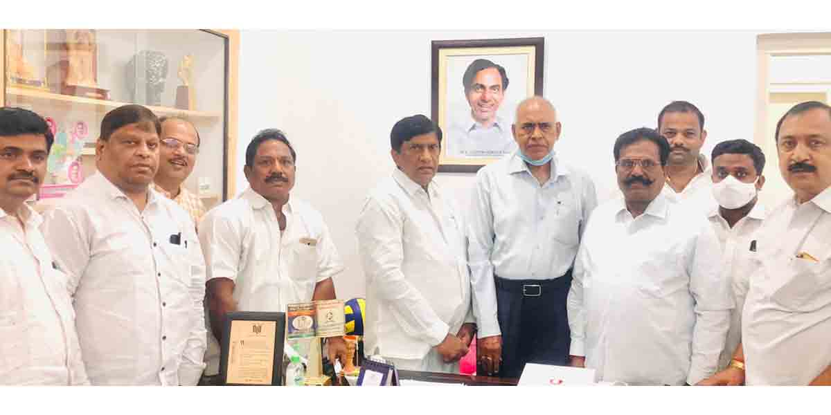 Hyderabad | వినోద్ కుమార్తో మరాఠా మండల్ ప్రతినిధుల భేటీ
