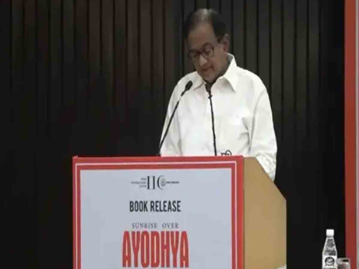 ‘బాబ్రీ మసీదును ఎవరూ కూల్చలేదు..’: చిదంబరం