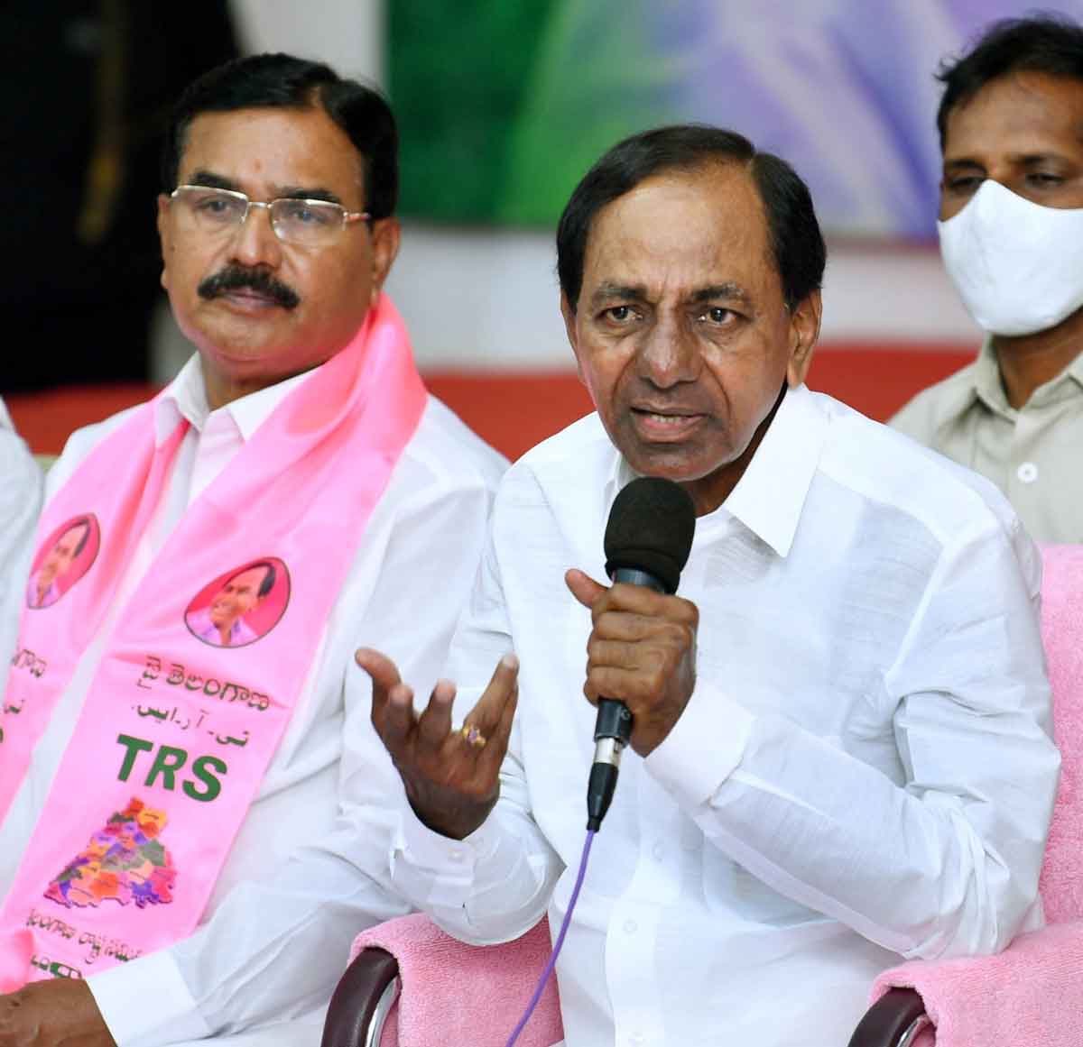 CM KCR : బీసీ కుల గణన వెంటనే కేంద్రం మొదలుపెట్టాలి.. సీఎం కేసీఆర్ డిమాండ్