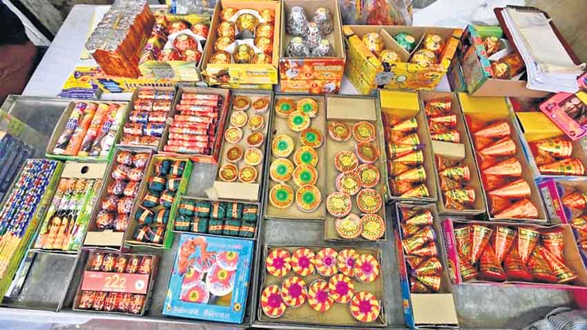 దీపావళికి పటాకులు కాల్చం!