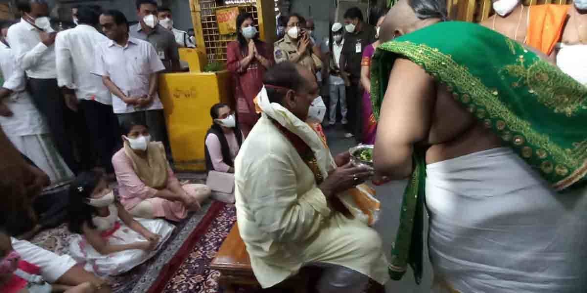 Yadadri | యాదాద్రీశుడి సేవలో సీఎస్‌ సోమేష్ కుమార్