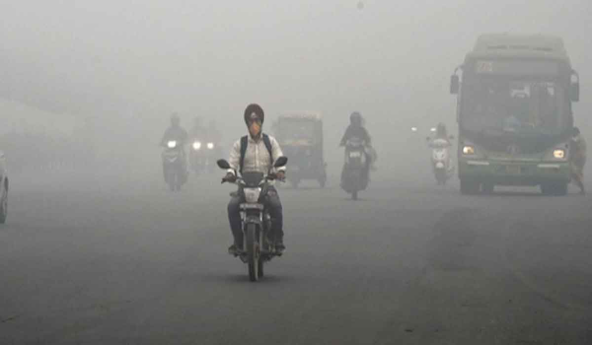 ఢిల్లీకి దీపావ‌ళి చిక్కులు.. క్షీణించిన వాయు నాణ్య‌త