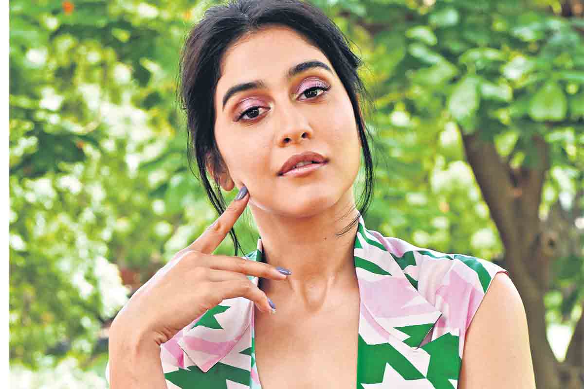 సెటైరికల్‌ బ్రేకింగ్‌ న్యూస్‌