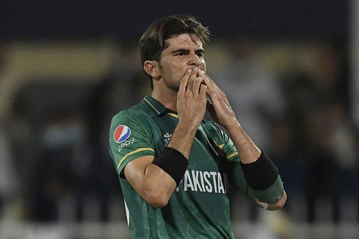 PAK vs AUS : ఆదిలోనే ఆస్ట్రేలియాకు షాక్‌.. ఫించ్ డ‌క్ అవుట్‌