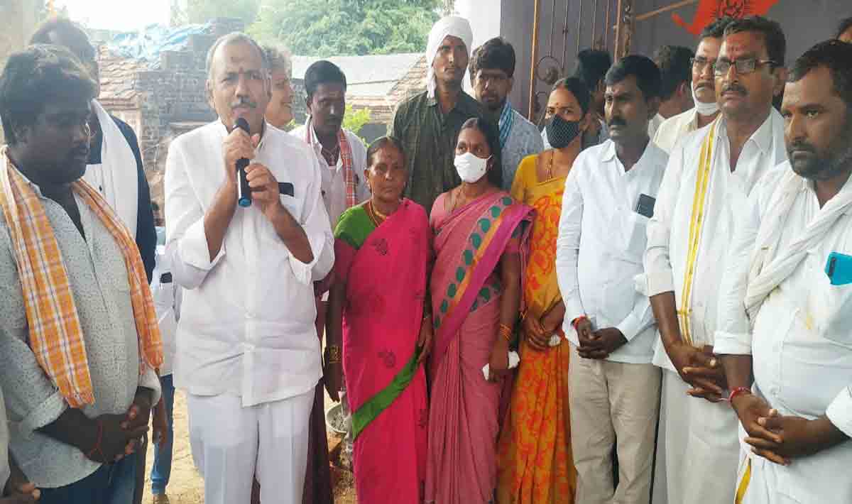 MLA | గ్రామదేవతల అనుగ్రహంతో అందరూ బాగుండాలి: ఎమ్మెల్యే గండ్ర వెంకటరమణరెడ్డి
