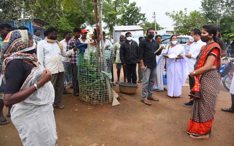అపోహ వీడి వ్యాక్సిన్‌ వేయించుకోవాలి
