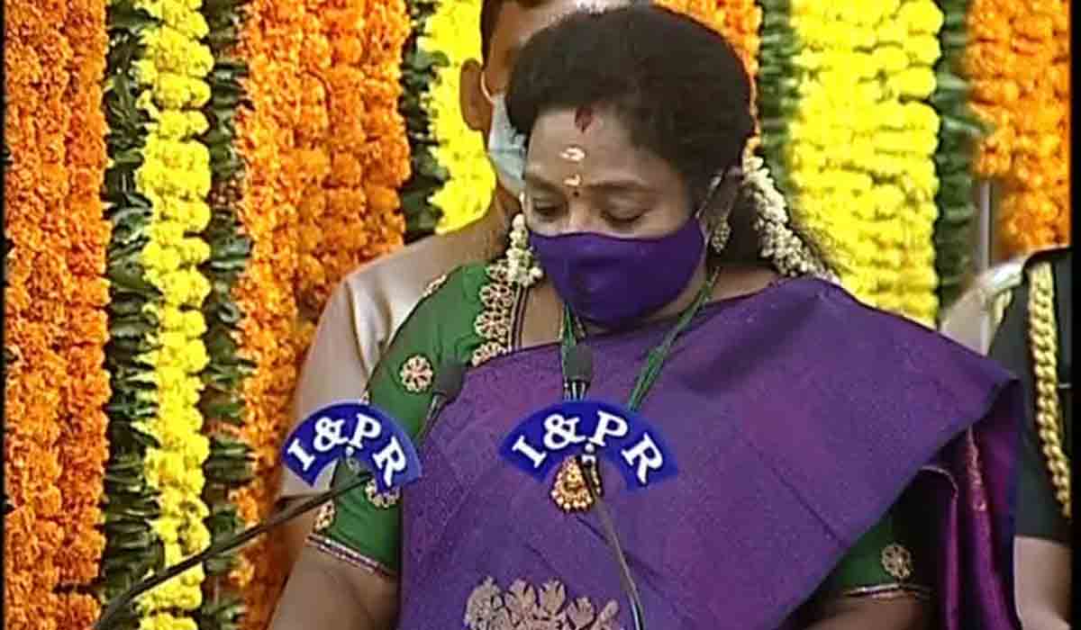 గ్రీనరీ, గ్రీన్‌ ఎనర్జీలో ముందున్న తెలంగాణ: గవర్నర్‌ తమిళిసై