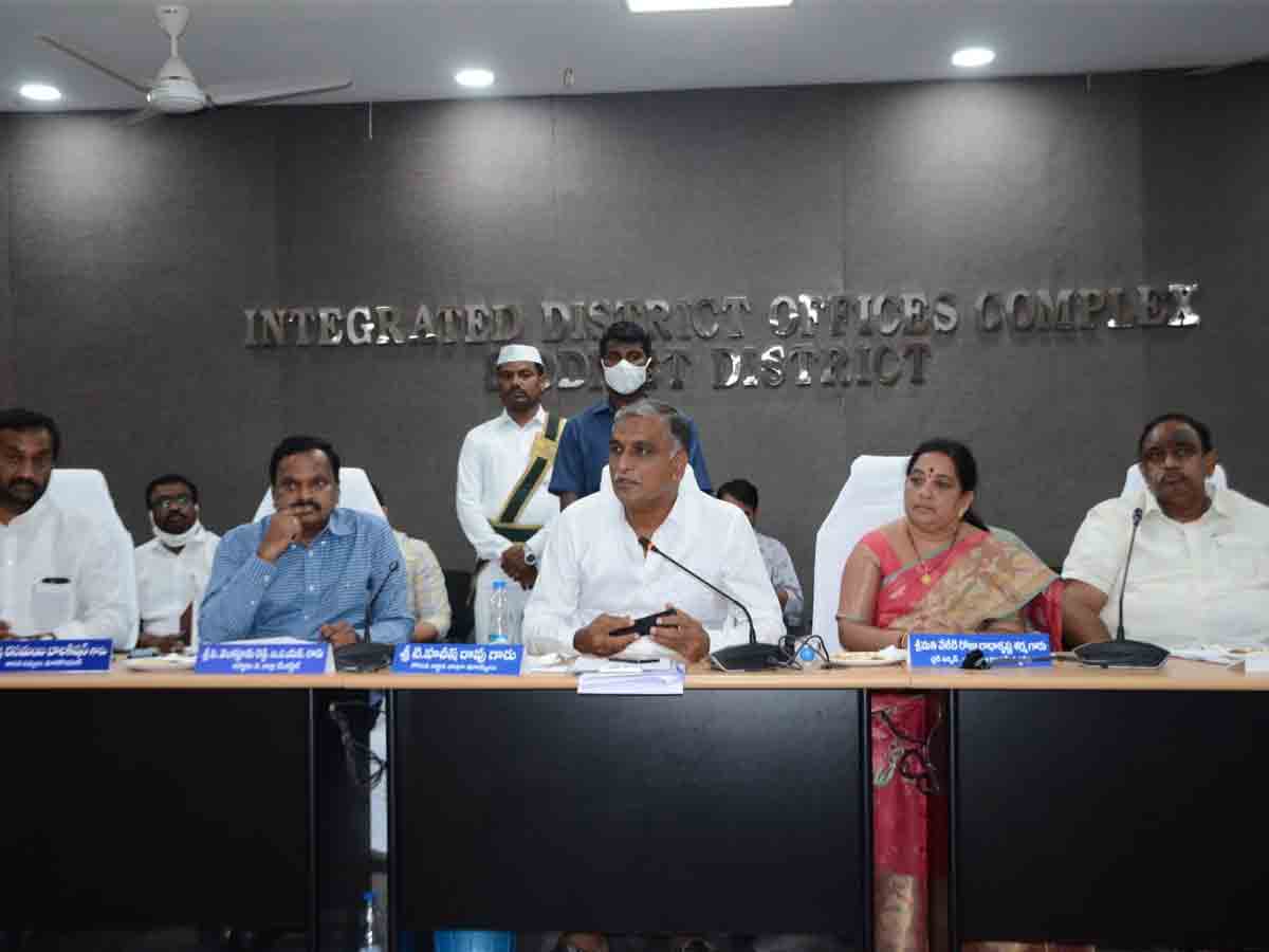 రైతులకు ఇబ్బంది కలగకుండా ధాన్యం కొనుగోలు చేయాలి : మంత్రి  హరీశ్‌ రావు