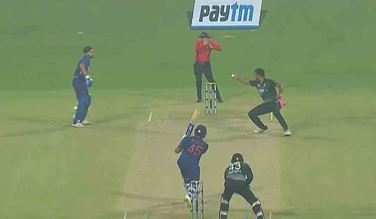 IND vs NZ | రోహిత్ హాఫ్ సెంచరీ.. ఆ వెంటనే అవుట్‌