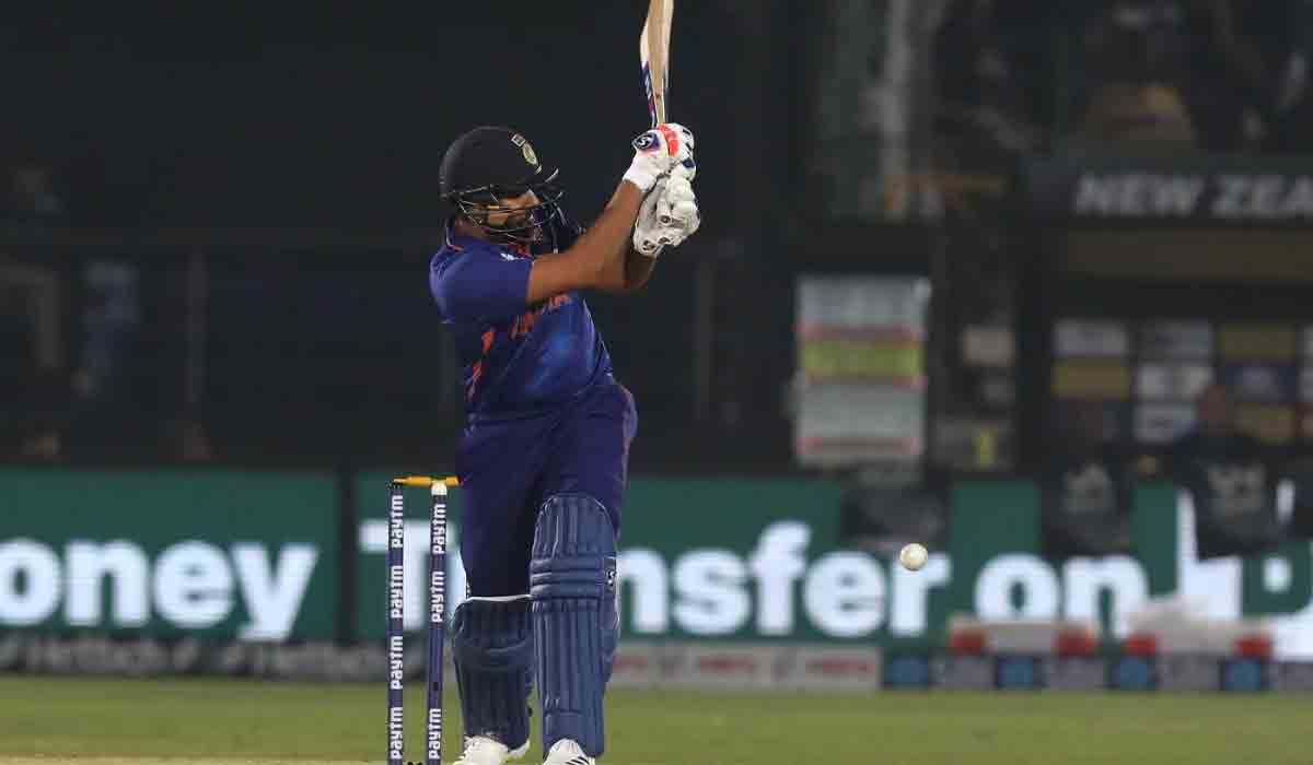 IND vs NZ | హాఫ్ సెంచరీకి అడుగు దూరంలో రోహిత్ అవుట్